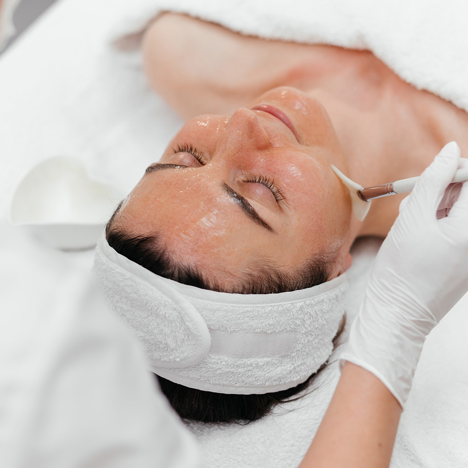 Facial & Peels