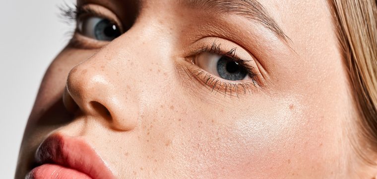 how to repair skin barrier, damaged skin barrier signs, skin barrier function, compromised skin barrier